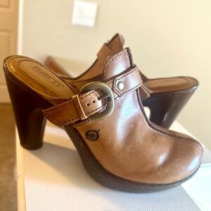 “Born” Women's Brown Leather Buckle Mules